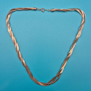 Elegante Vintage Dreireihige Kordelkette mit Fischgrätmuster