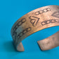 Vintage Armreif im Navajo-Stil mit geometrischer Punzierung