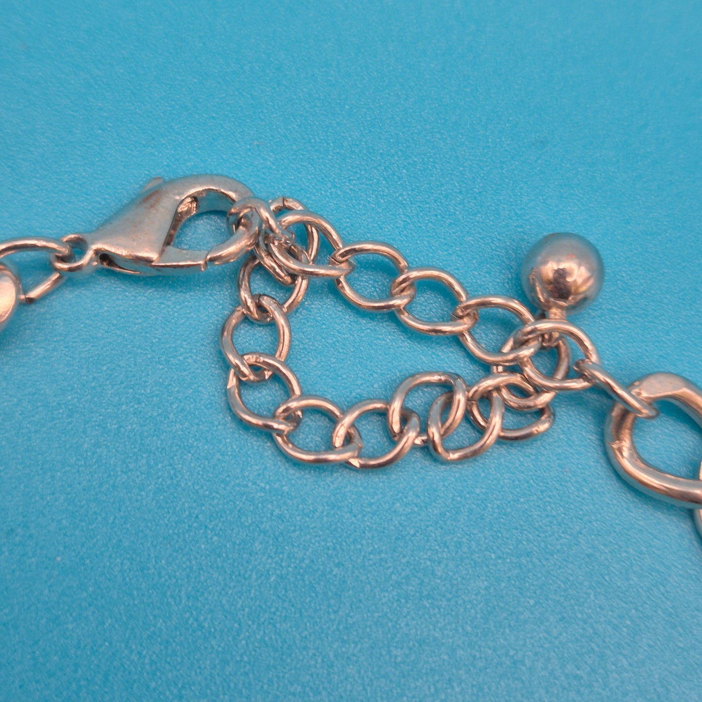 Elegante Vintage Statement-Kette mit geflochtenem Mittelstück Silberfarben