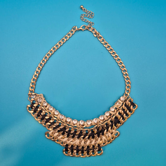 Vintage Statement Collier Goldfarben mit schwarzen und weißen Akzenten