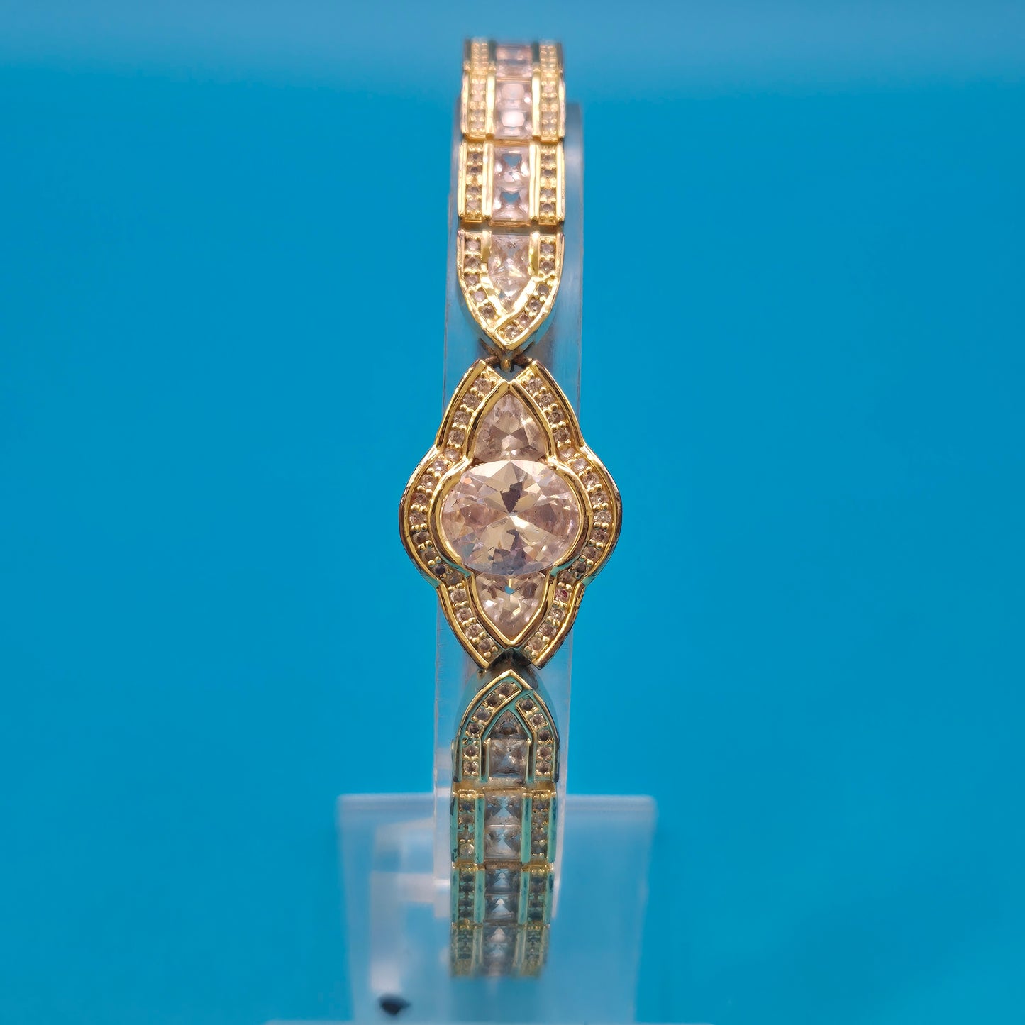 Vintage Armband Goldfarben mit Zirkonia Besatz und ovalem Mittelstein