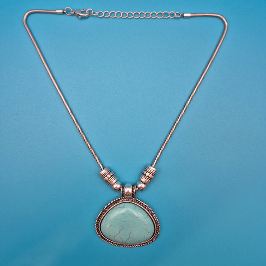 Vintage Kette mit Türkis-Optik Stein Anhänger und Silber-Finish