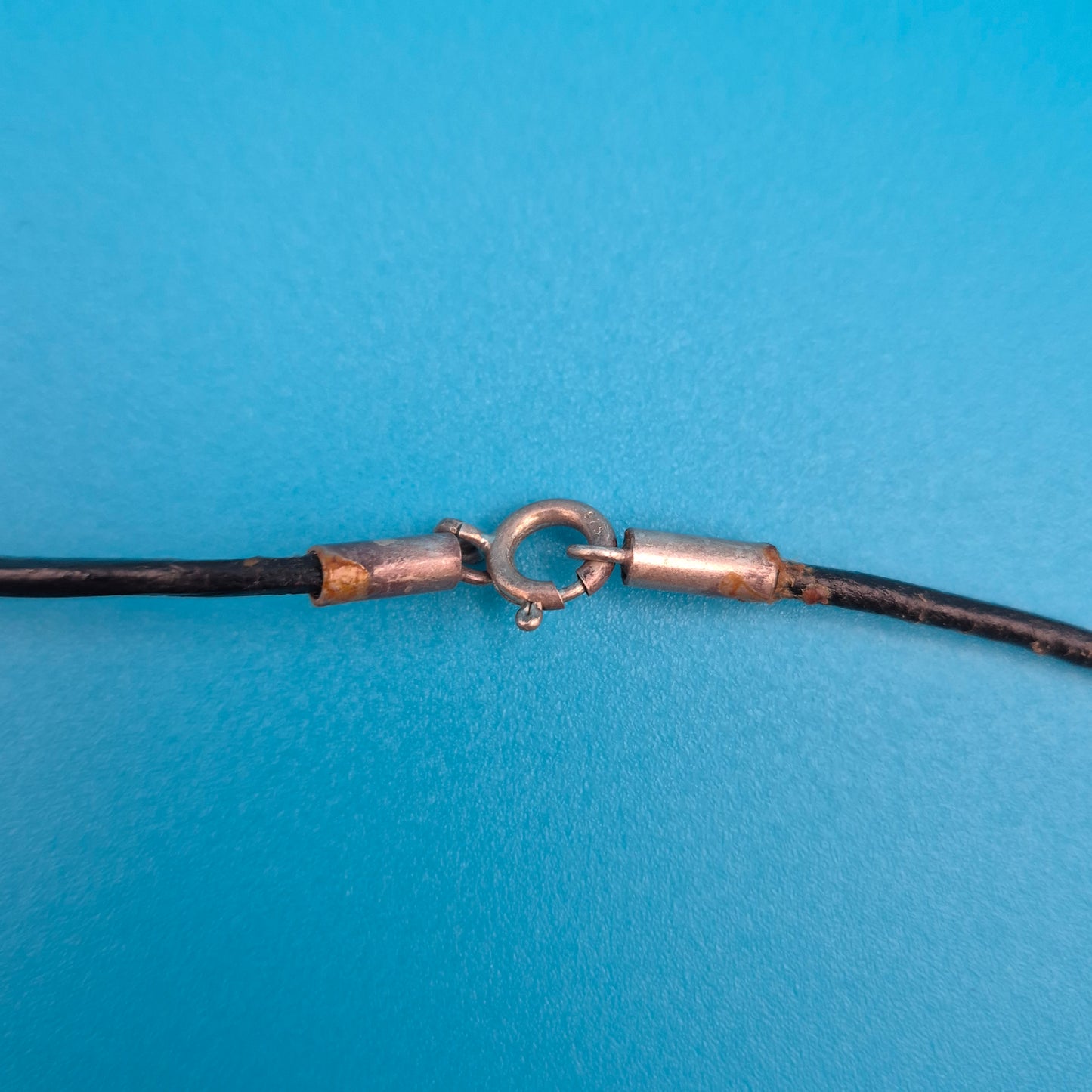 Handgefertigte Vintage-Kette mit antiken Glasperlen und Millefiori-Element