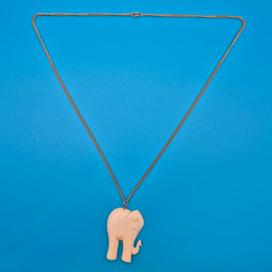Vintage Elefanten-Anhänger mit Kette – Symbolischer Glücksbringer Schmuck