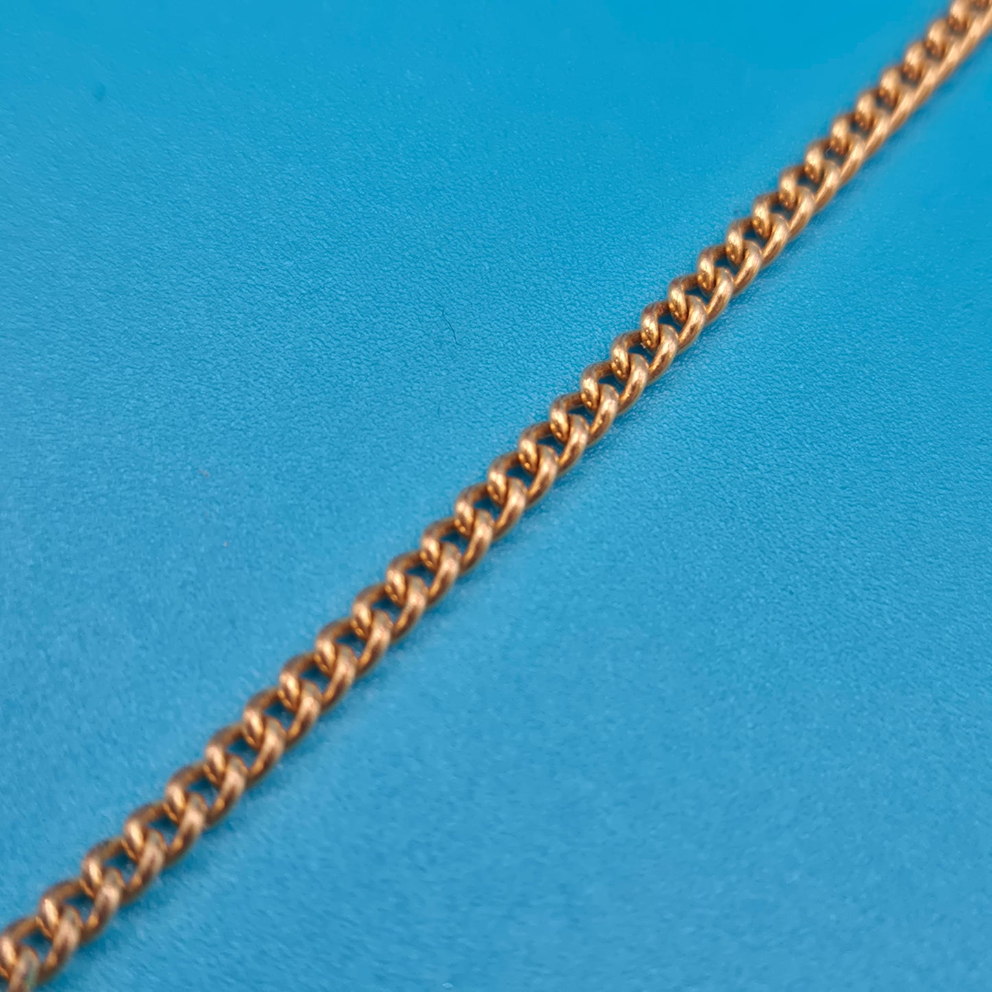 Vintage Elefanten-Anhänger mit Kette – Symbolischer Glücksbringer Schmuck