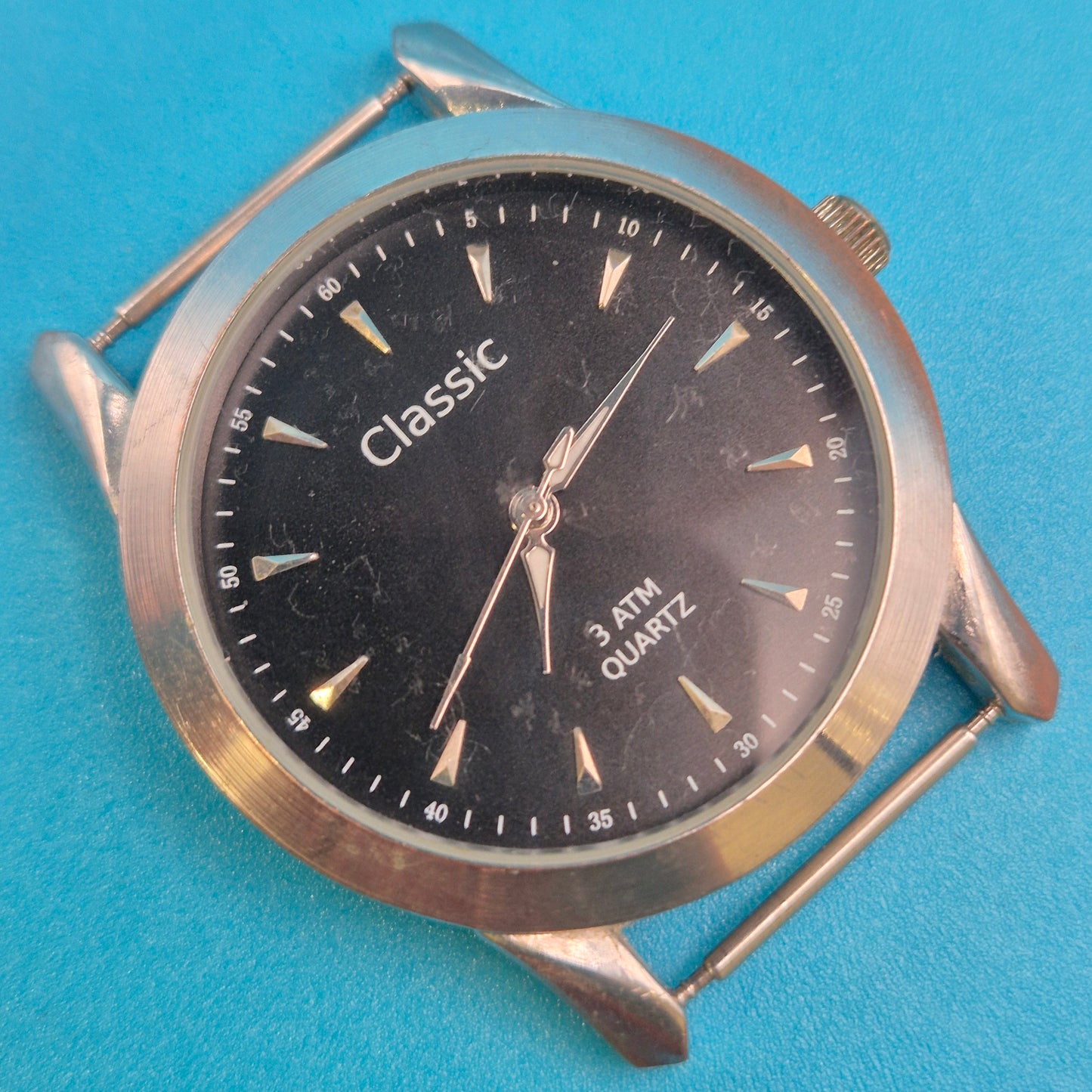 Vintage Classic Quarz-Armbanduhr Herrenuhr mit schlichtem schwarzem Zifferblatt