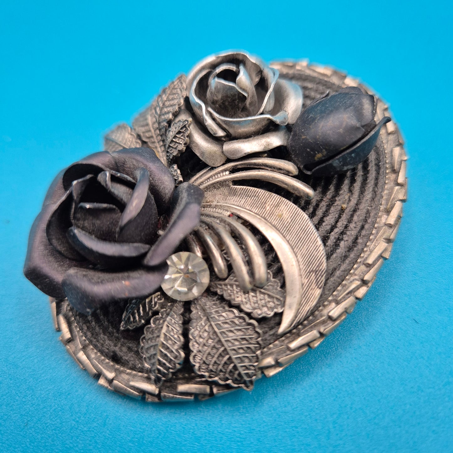 Vintage Statement-Brosche mit Rosen-Motiv und Strass-Akzent