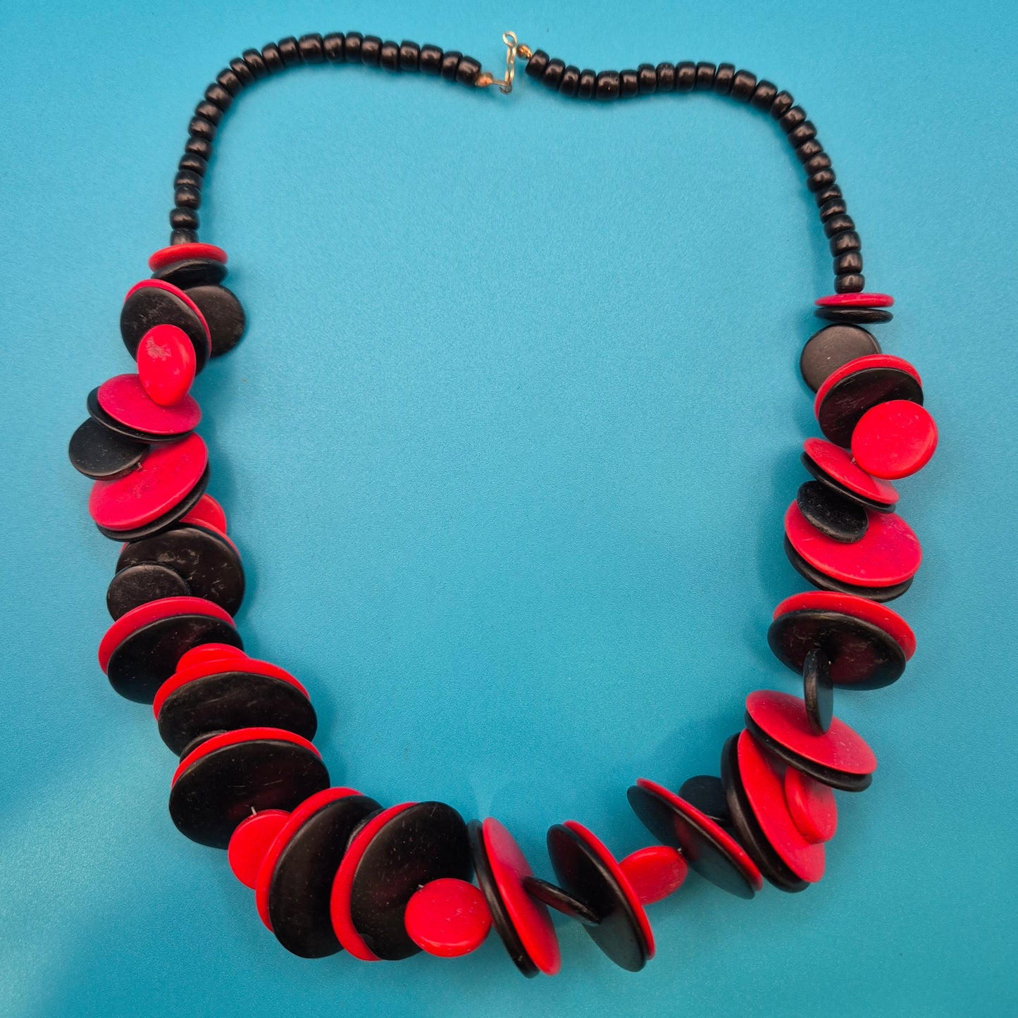 Vintage Statement-Kette Holz Scheiben Rot Schwarz Geometric Design