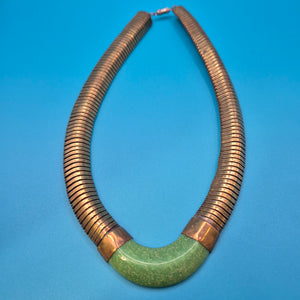 Vintage Statement-Kette Metall Schlangenglied mit grünem Schmuckstein-Element