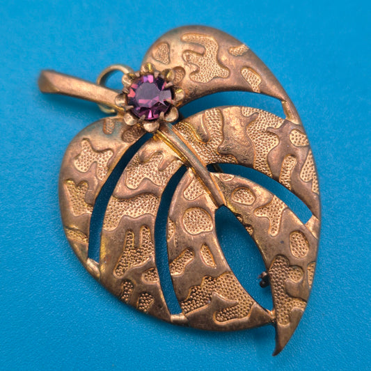 Vintage Blatt-Brosche Goldfarben mit violettem Zirkonia Kristall