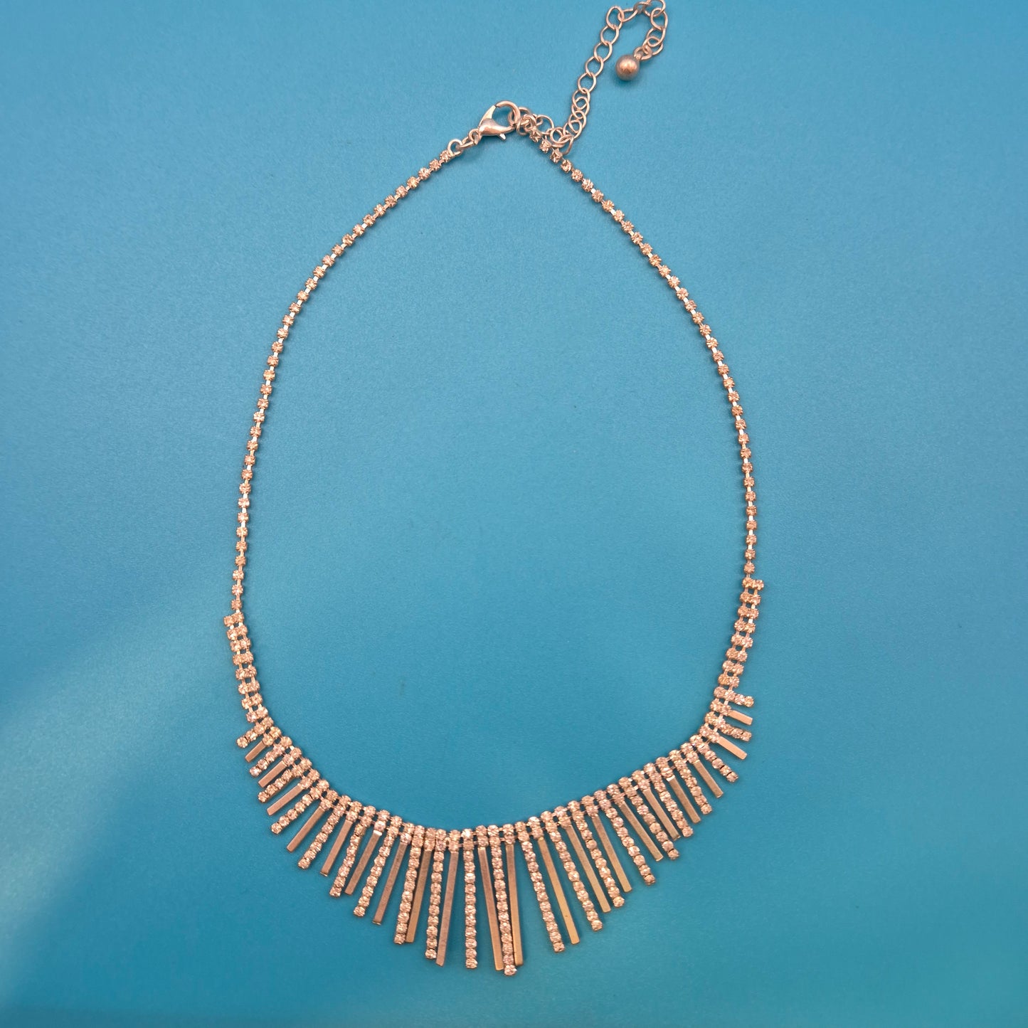 Vintage Statement Collier mit Strass-Fransen im Glamour-Stil