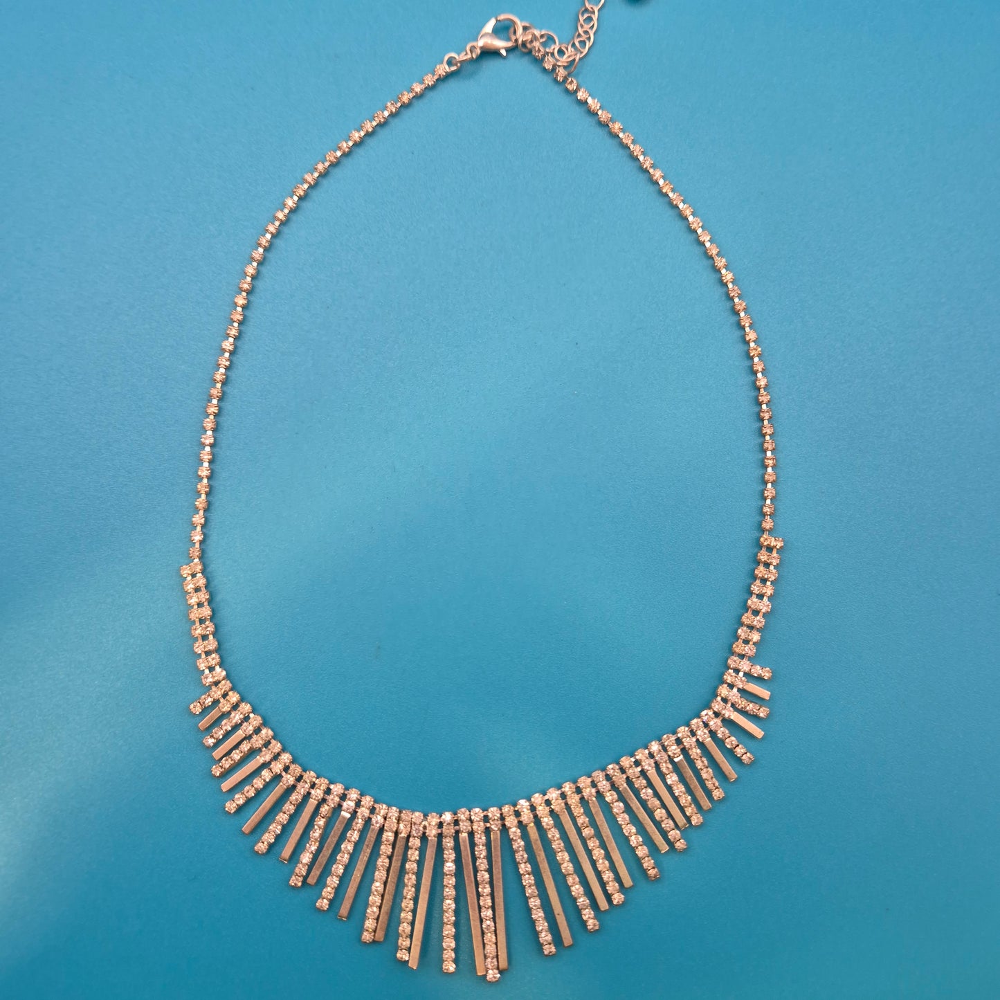 Vintage Statement Collier mit Strass-Fransen im Glamour-Stil