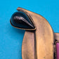Vintage Statement-Brosche in Messing mit rosa und schwarzem Cabochon-Stein