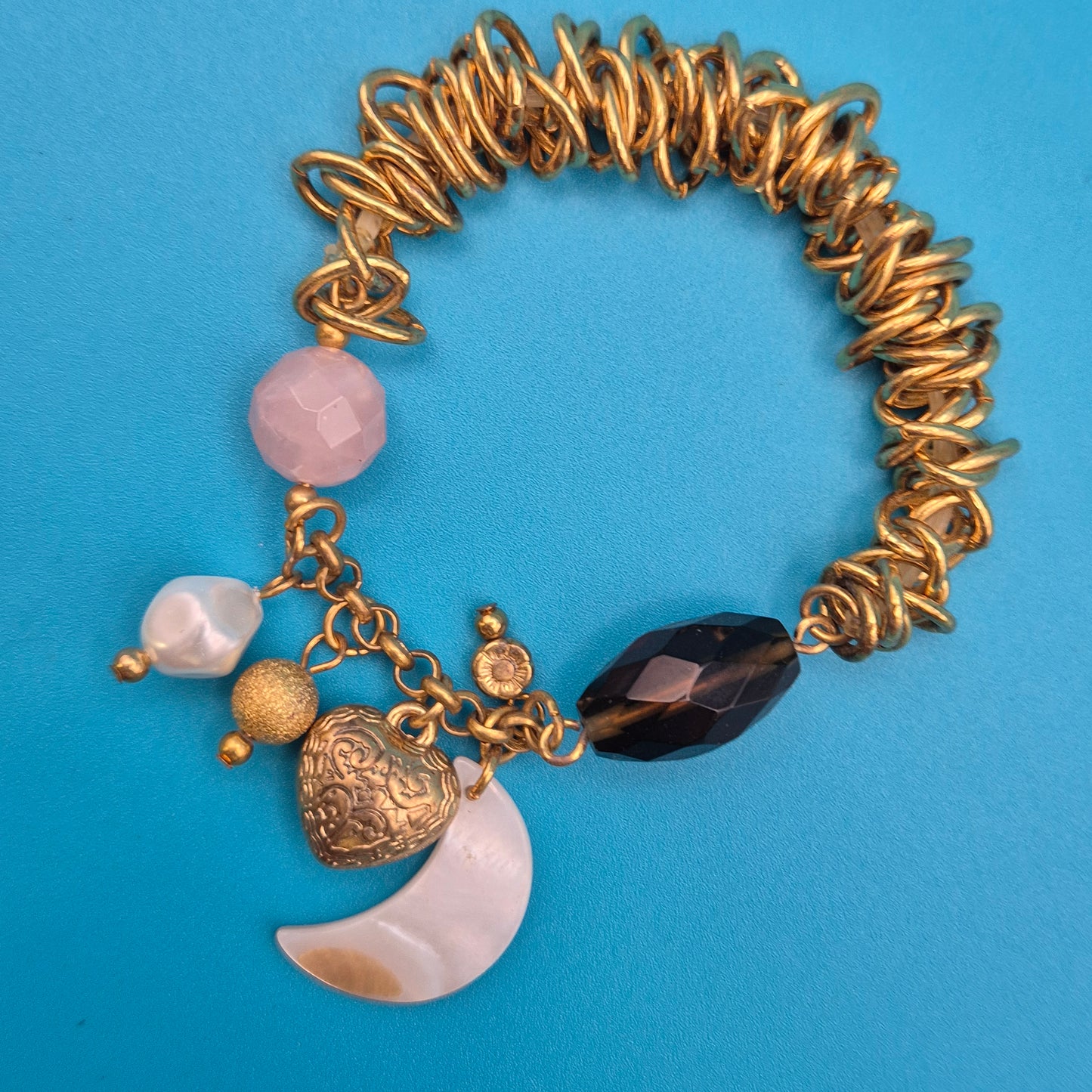 Vintage Statement-Armband mit Charms Mond Herz Edelsteine Goldton