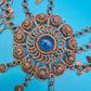 Antike orientalische Statement-Kette mit blauem Cabochon und Filigran-Elementen