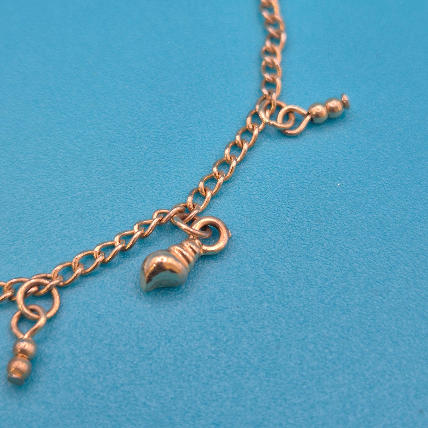 Filigranes Vintage Armband mit maritimen Anhängern - Goldfarben