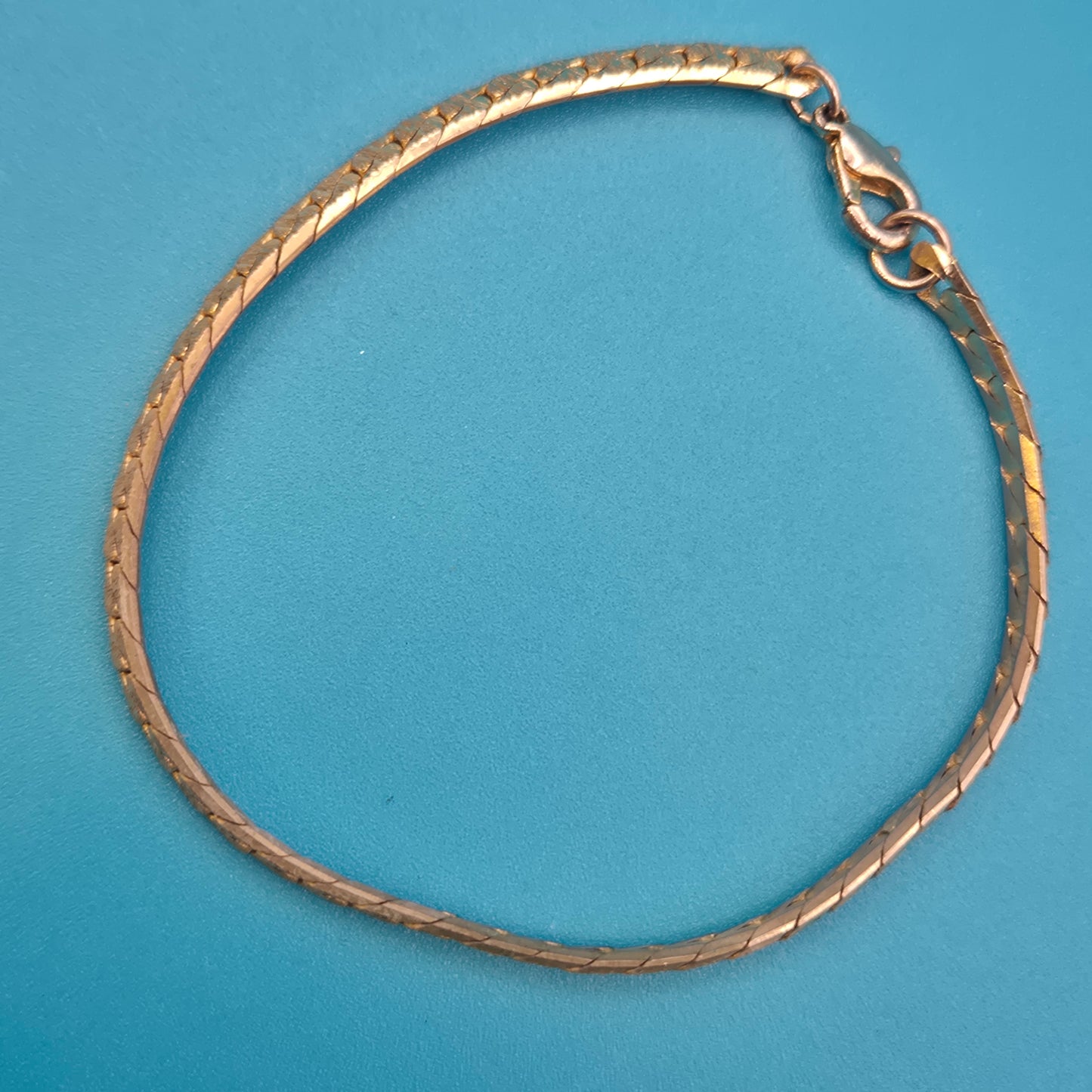 Klassisches flaches Gliederarmband in Roségold-Optik