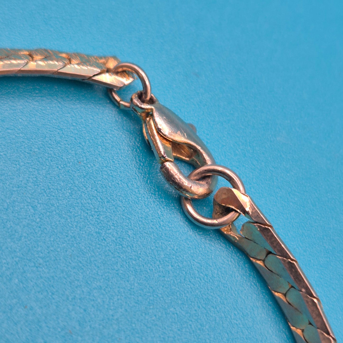 Klassisches flaches Gliederarmband in Roségold-Optik
