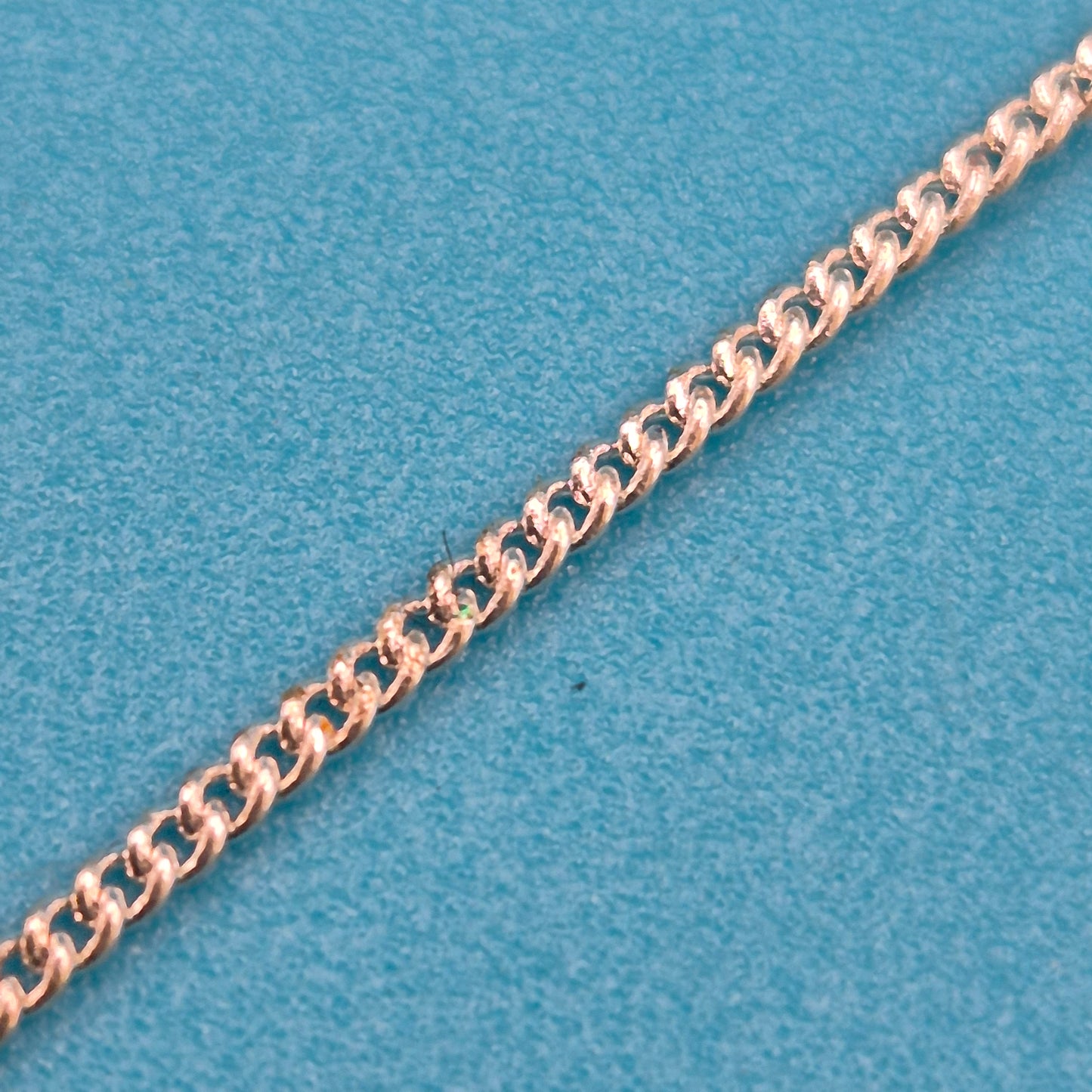 Vintage Kette mit ovalem Windmühlen-Anhänger in Blau-Weiß