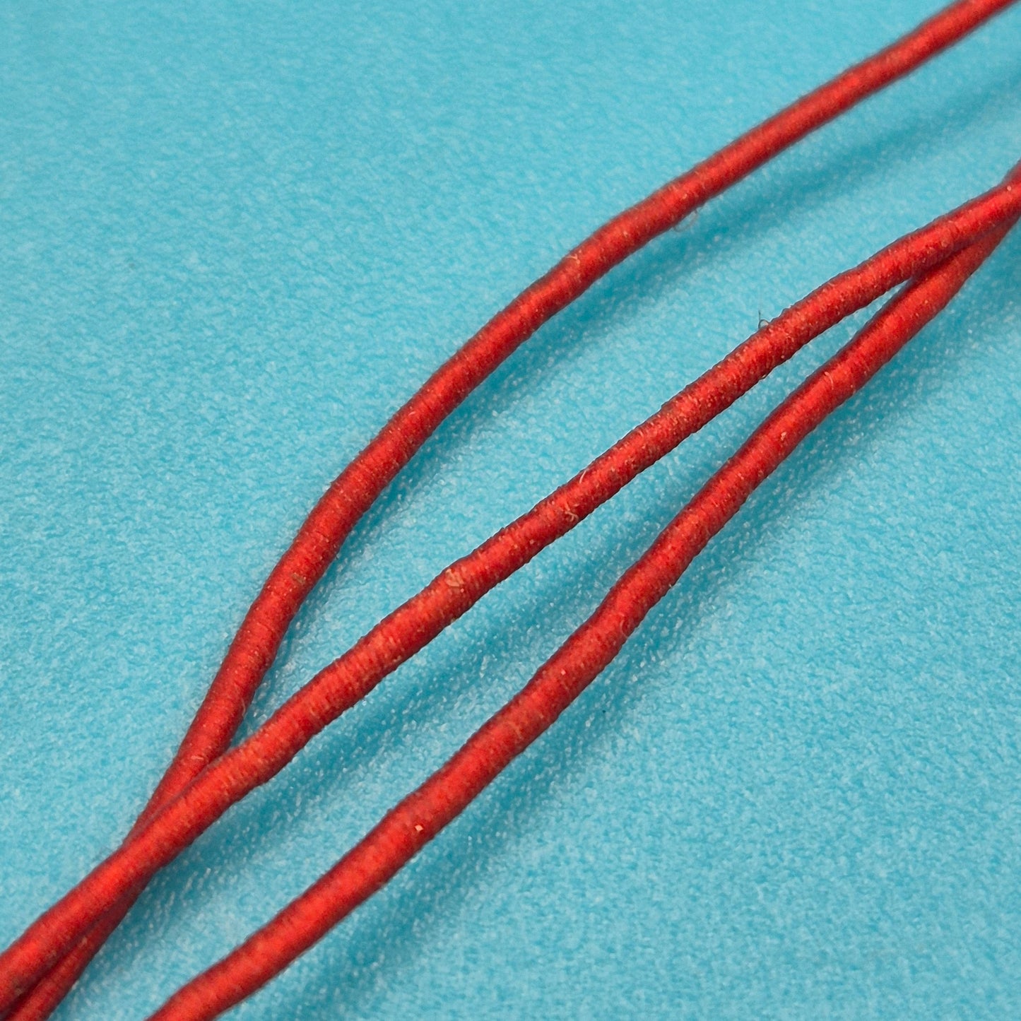 Vintage Doppel-Herz-Anhänger Kette in Rot und Silber Optik