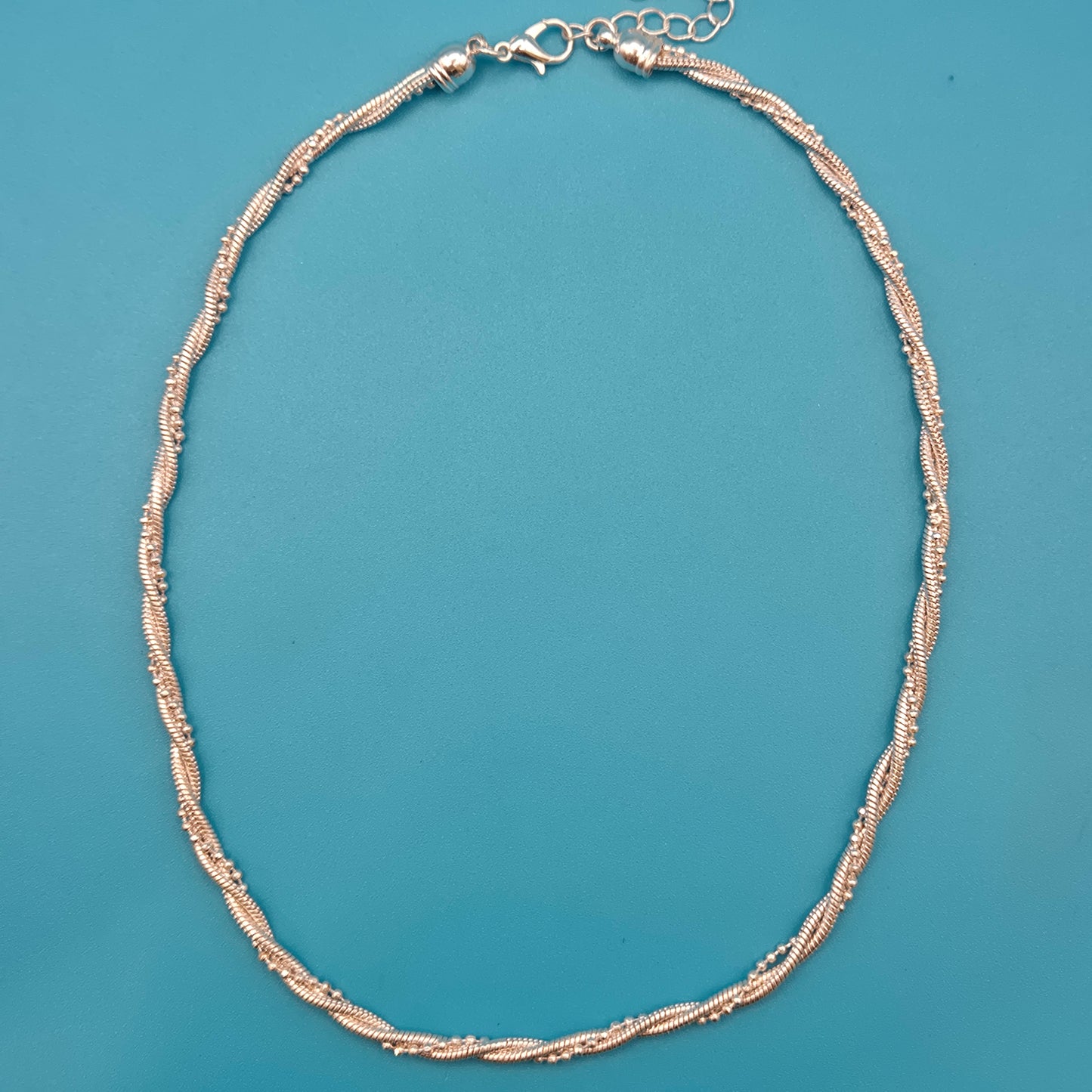 Elegante Vintage Kette gedrehtes Design in Silberoptik verstellbar