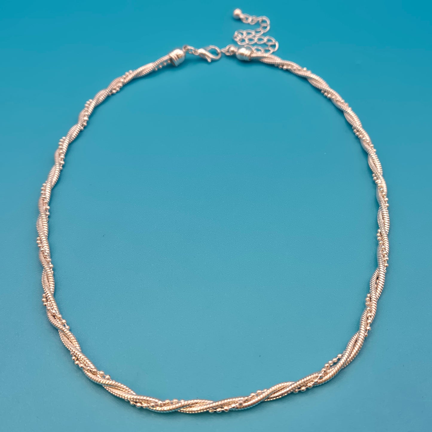 Elegante Vintage Kette gedrehtes Design in Silberoptik verstellbar