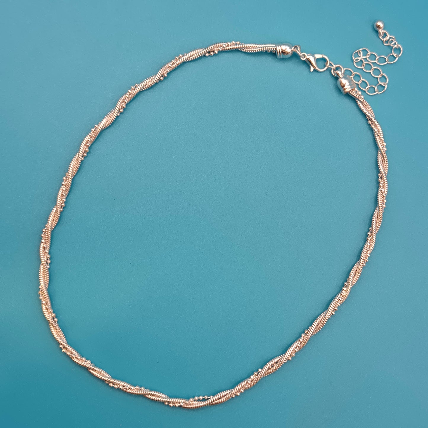 Elegante Vintage Kette gedrehtes Design in Silberoptik verstellbar