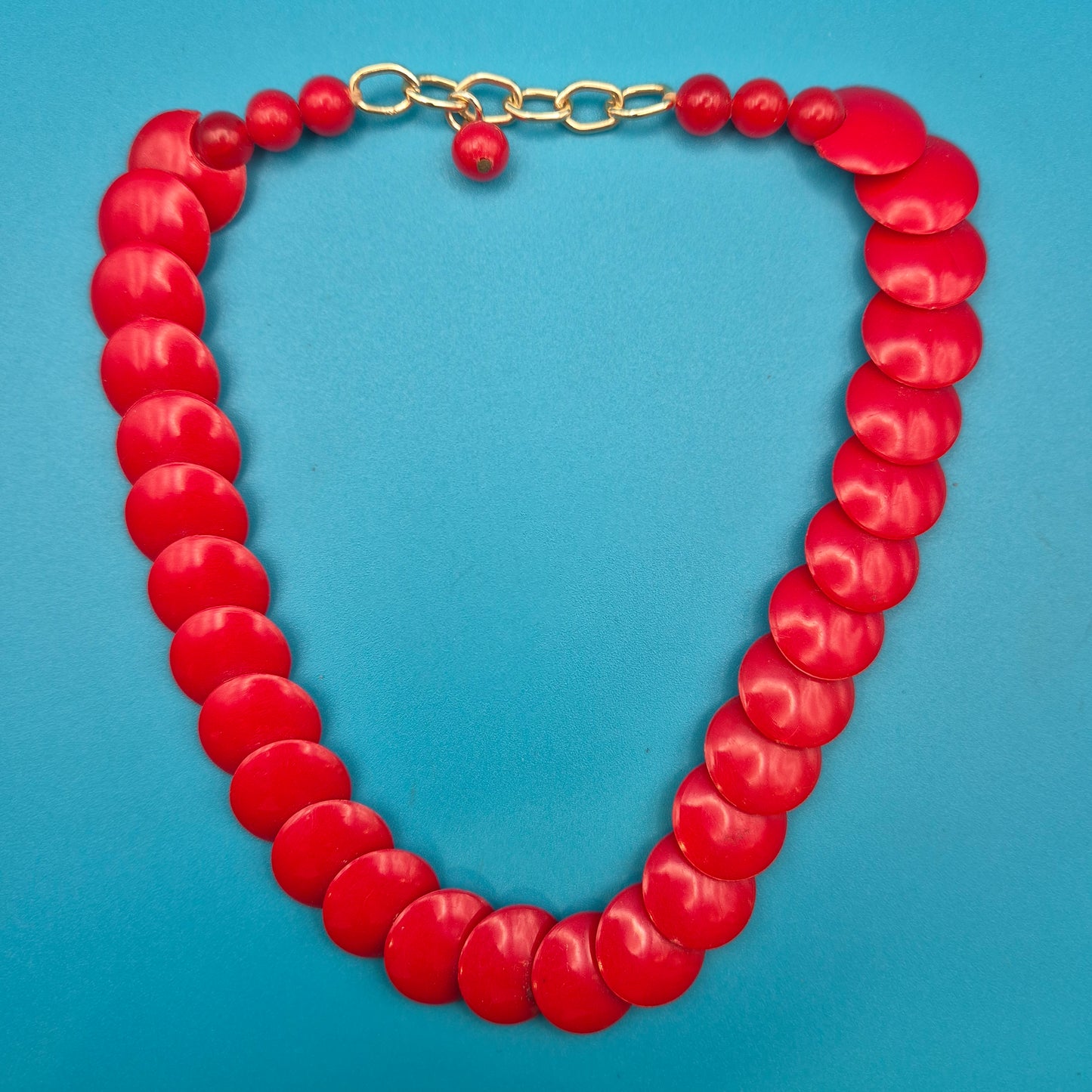 Vintage Statement-Kette in Knallrot – Scheiben-Design mit Goldakzenten