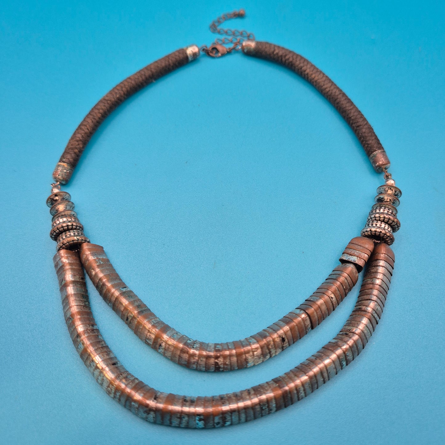 Vintage Statement-Kette mit zweireihigem Design & Kupfer-Optik