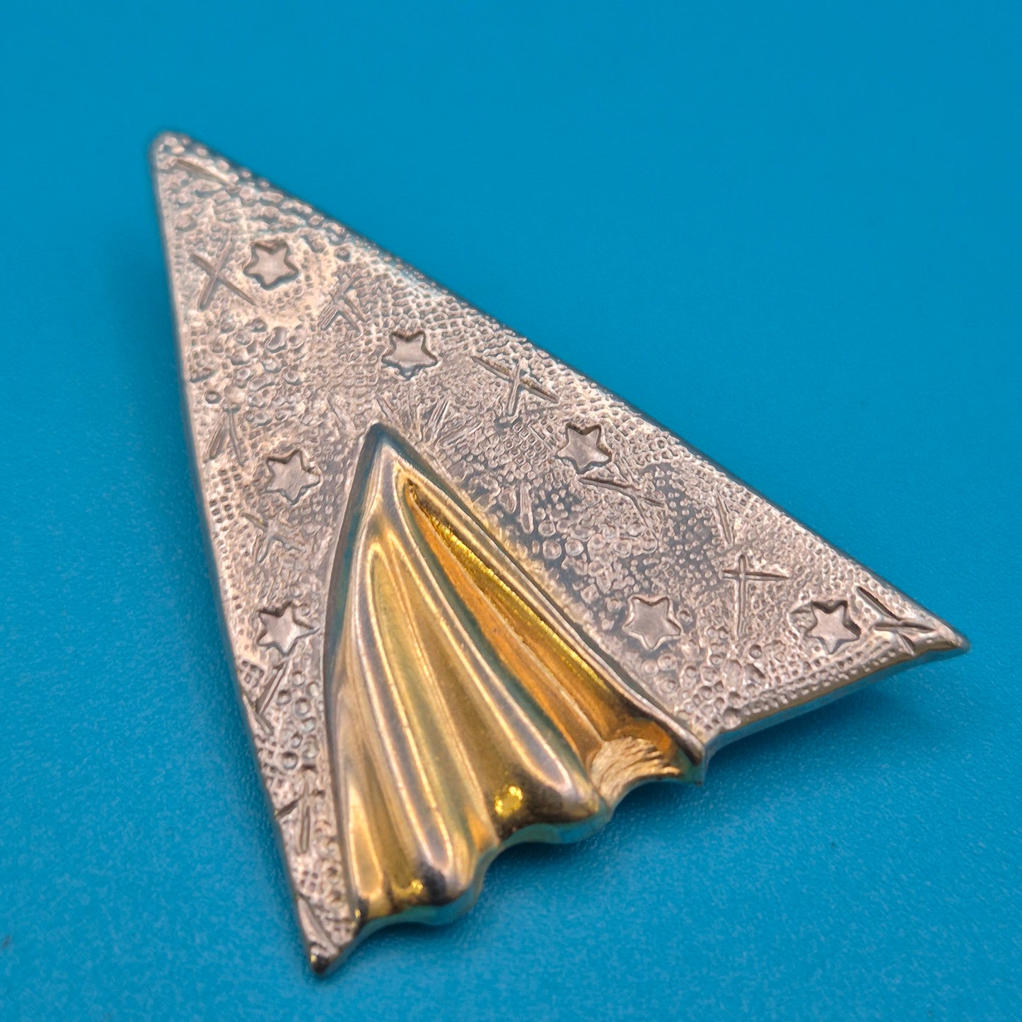 Vintage Art Déco Stil Brosche Sternenmuster Gold-Silber-Optik
