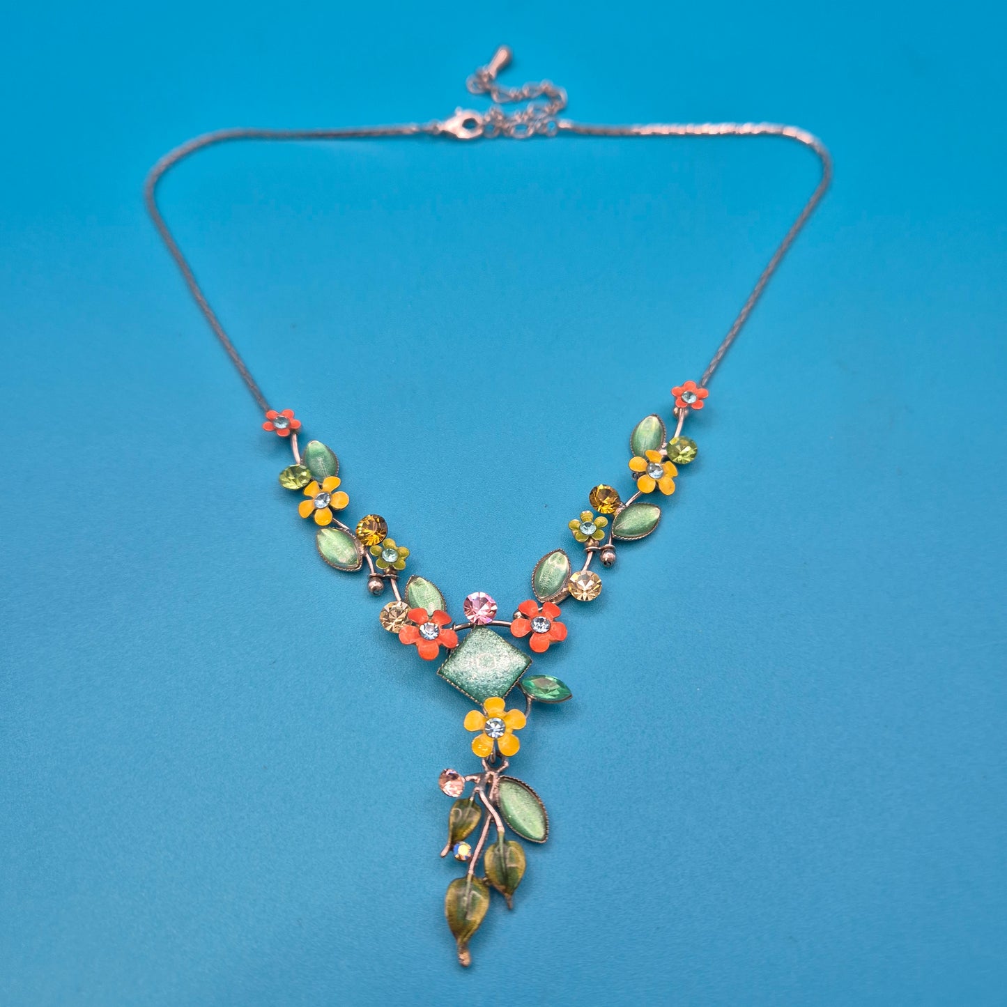 Vintage Blumen-Collier mit Emaille-Applikationen und Strassbesatz