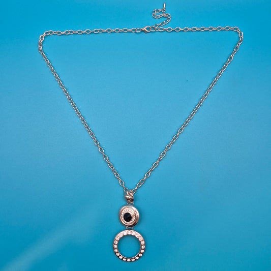 Elegante Vintage-Kette mit glitzerndem Anhänger und Kristall-Detail