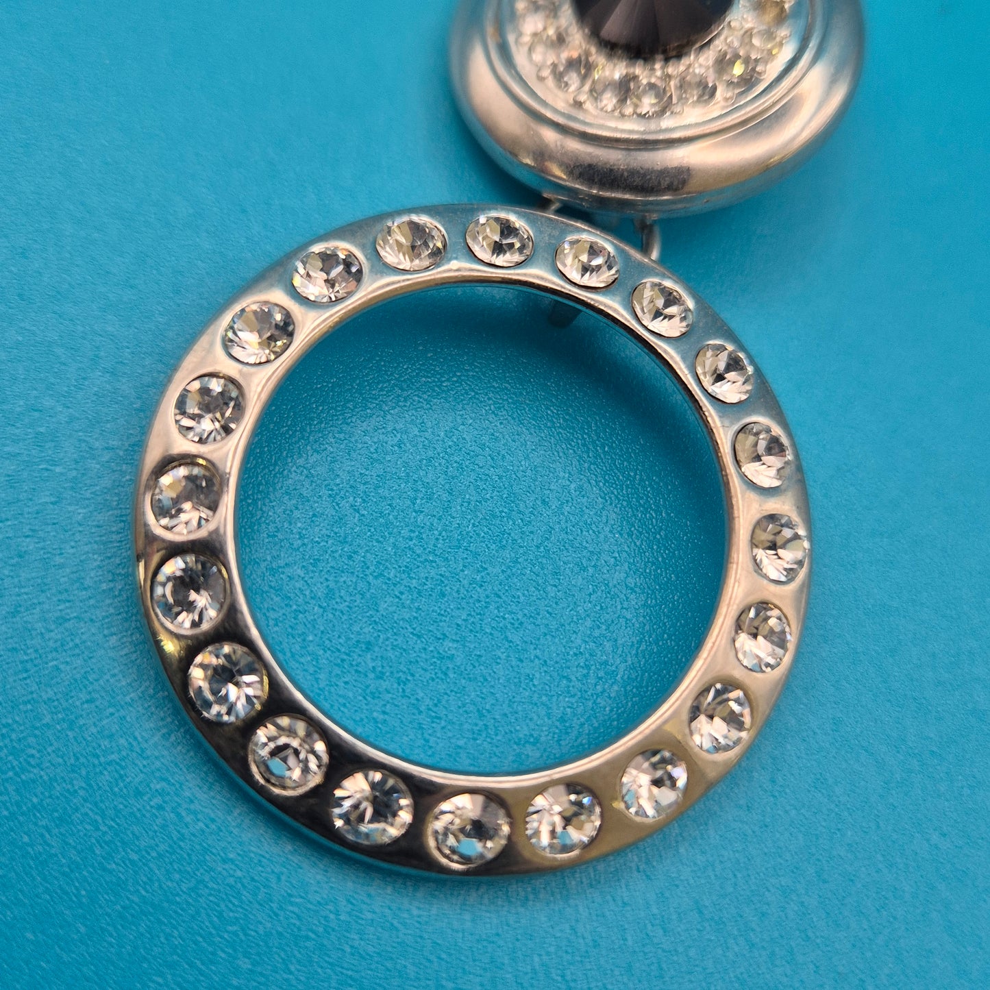 Elegante Vintage-Kette mit glitzerndem Anhänger und Kristall-Detail