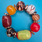 Buntes Vintage-Armband mit handbemalten Schmuckperlen und Akzenten