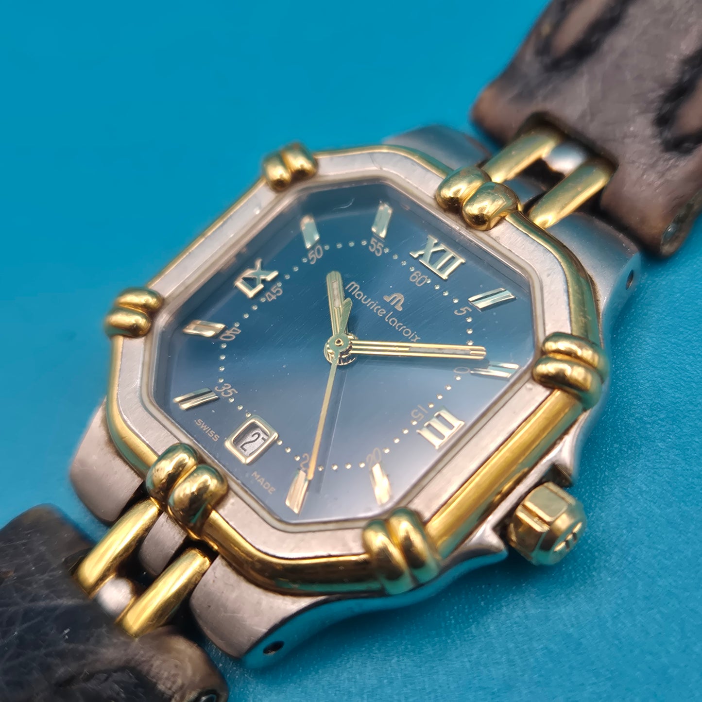 Maurice Lacroix Vintage Damenuhr Gold-Silber-Optik mit Datumsanzeige