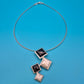 Modernistisches Designer-Collier mit geometrischen Onyx- und Marmor-Elementen