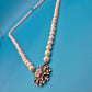 Elegante Vintage Perlenkette mit glitzerndem Strass-Statement-Verschluss