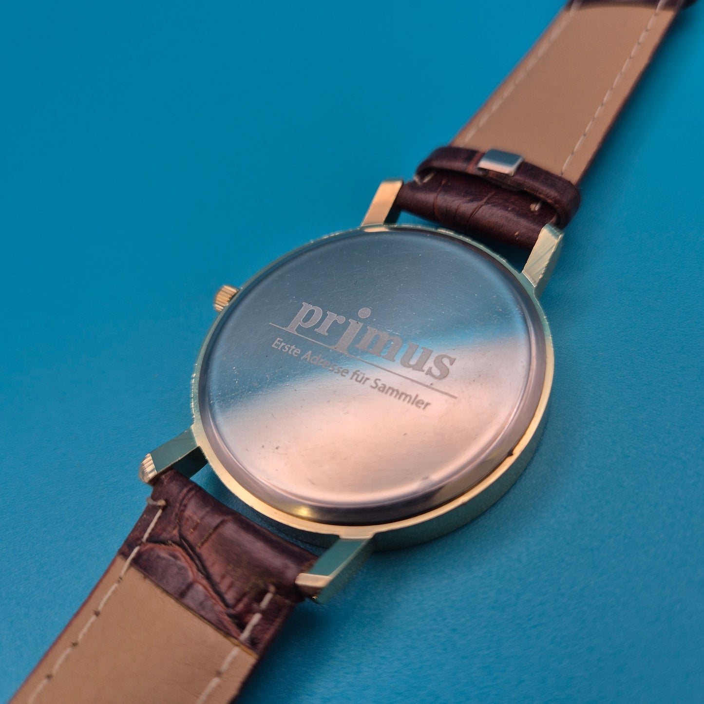 Elegante Primus Sammleruhr - Klassisches Design mit braunem Lederarmband