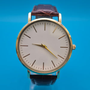 Elegante Primus Sammleruhr - Klassisches Design mit braunem Lederarmband