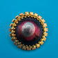 Vintage Emaille Brosche im goldenen Zahnrad-Design 3 cm