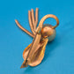 Vintage Goldfarbene Brosche mit beweglichen Schlangenkettchen-Elementen