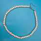 Elegante Vintage Perlenkette mit Kristall-Akzenten und Strasskugel