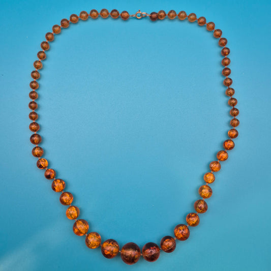 Elegante Vintage Bernstein-Kette mit Farbverlauf – 30 cm