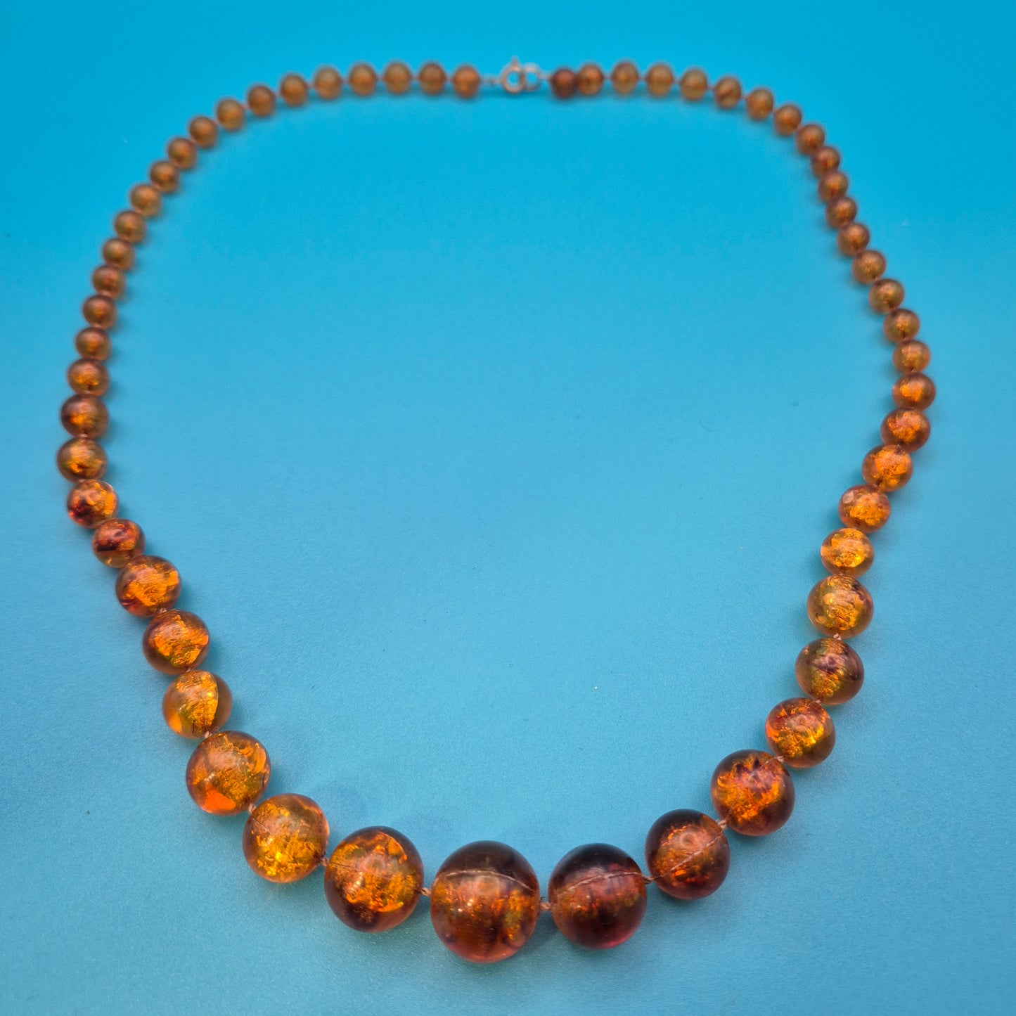 Elegante Vintage Bernstein-Kette mit Farbverlauf – 30 cm
