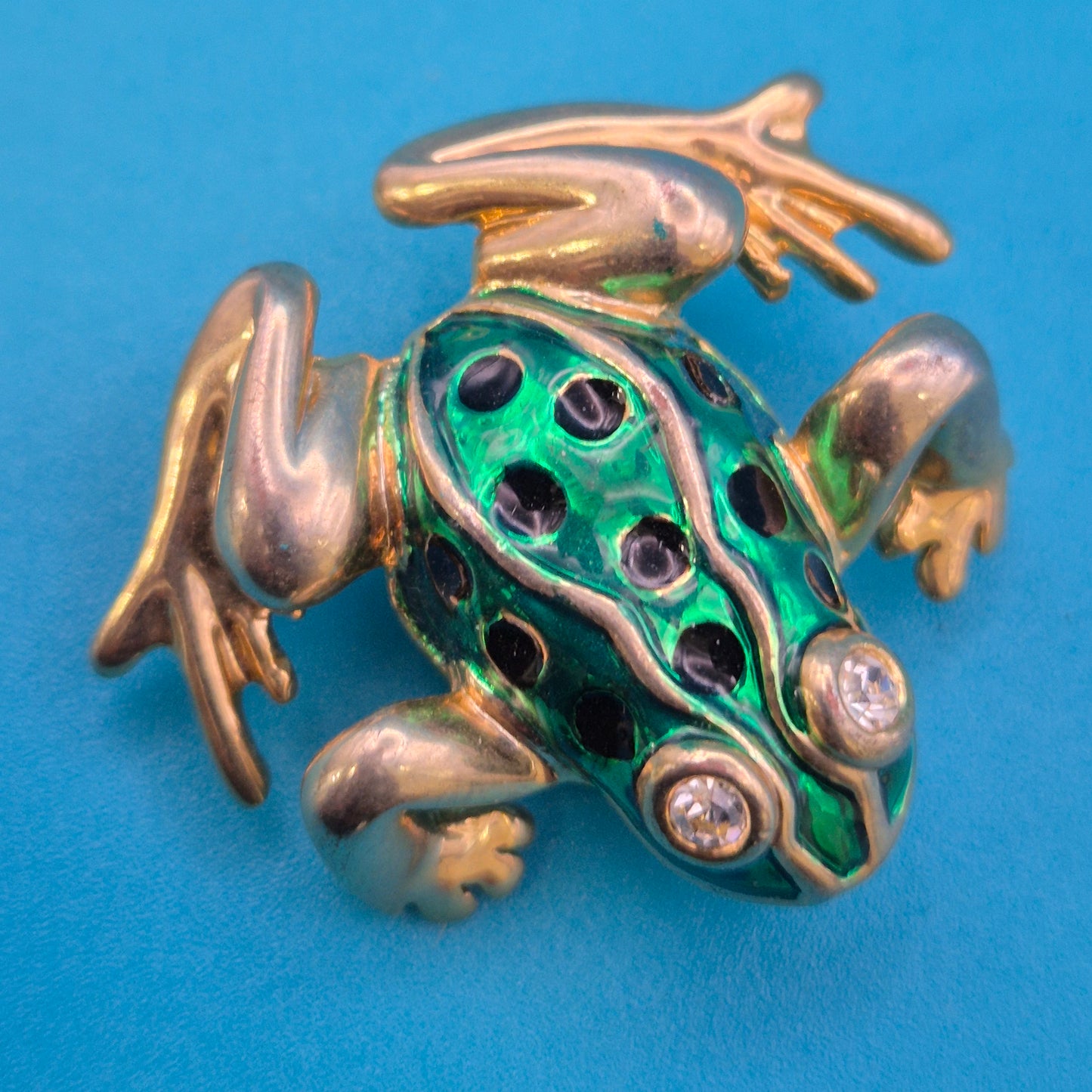 Vintage Frosch Brosche in Goldoptik mit grüner Emaille und Strasssteinen