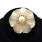 Exquisite Blumen-Brosche/Nadel in 18k Gelbgold - Signiert von I.B