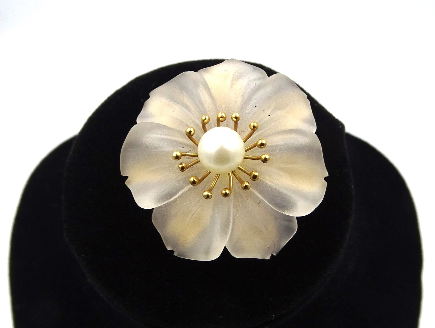 Exquisite Blumen-Brosche/Nadel in 18k Gelbgold - Signiert von I.B