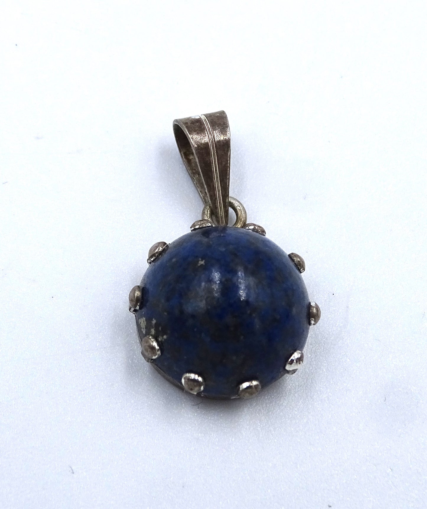 Eleganter Lapis Lazuli Anhänger in 835 Silber