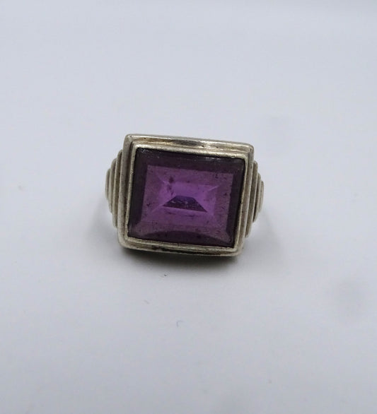 Design-Ring mit Amethyst in 835er Silber, Größe 52