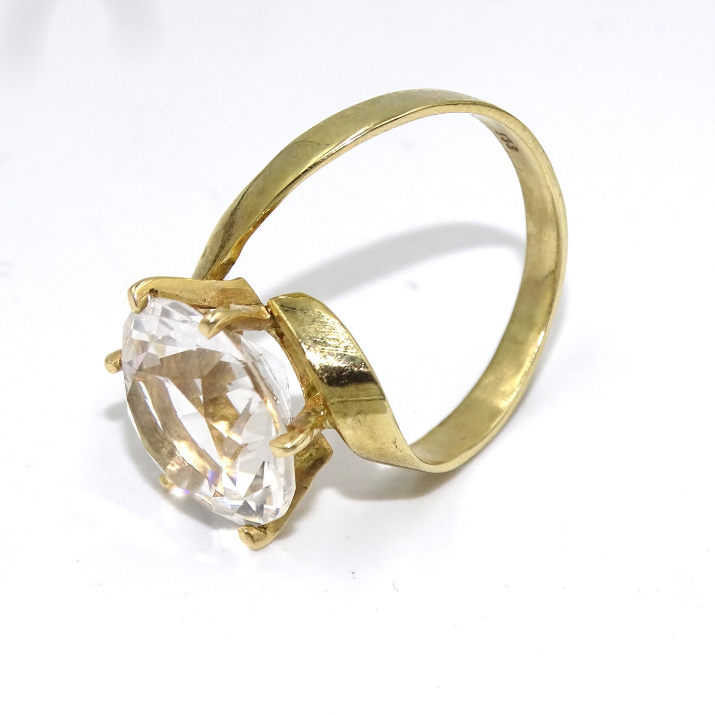 Designerring mit Großem Stein in Gold (Größe 61)